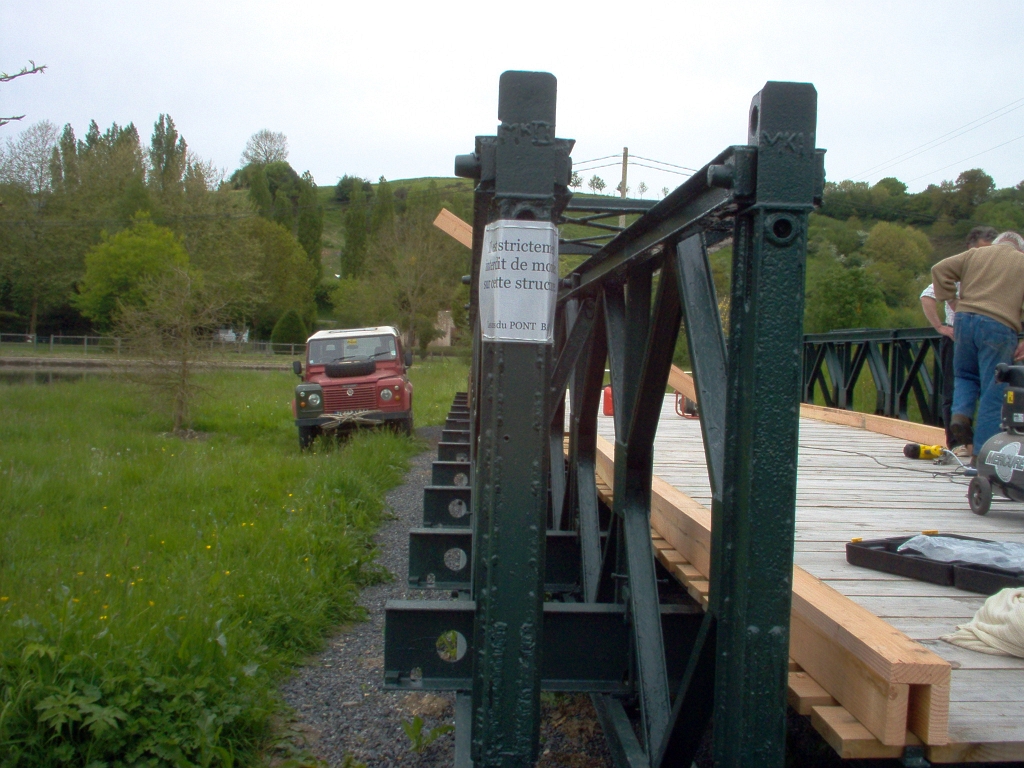 20090509 BAILEY BRIDGE RIBANDS Richard Smith, CAL, GdeC 6.jpg - IM000297.JPG